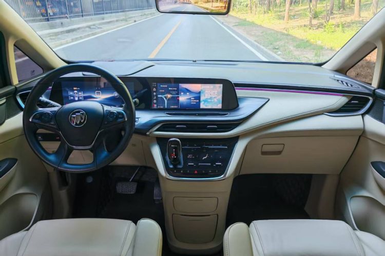 Used Buick GL8 2023 ES Lu Zun Deluxe Model Interior 2