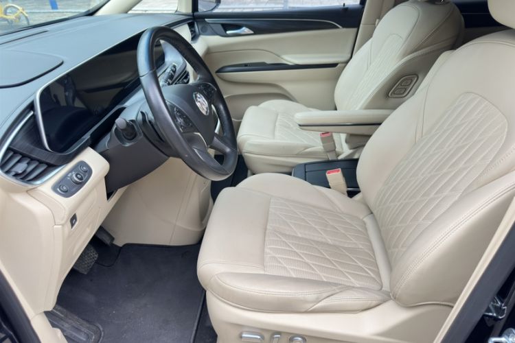 Used Buick GL8 2023 ES Lu Zun Luxury Model Interior 4