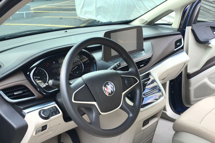 Used Buick GL8 2023 Land Executive Class Comfort Model Interior 6