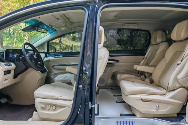 Used Buick GL8 2023 ES Lu Zun Deluxe Model Interior 6