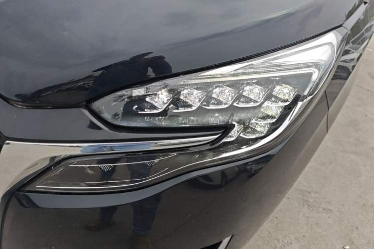Used Buick GL8 2023 ES Lu Zun Deluxe Model Left Front Headlight