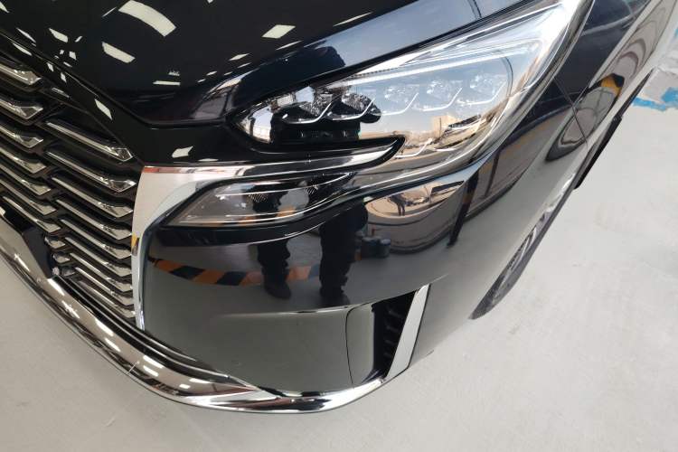 Used Buick GL8 2023 ES Lu Zun Deluxe Model Left Front Headlight