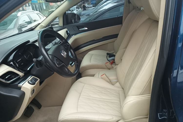 Used Buick GL8 2023 Land Executive Class 652T Luxury Model Left Front Seat