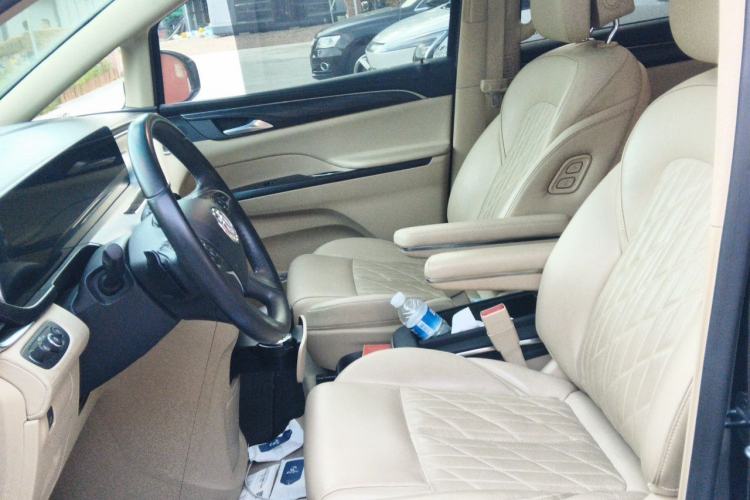 Used Buick GL8 2023 ES Lu Zun Luxury Model Left Front Seat