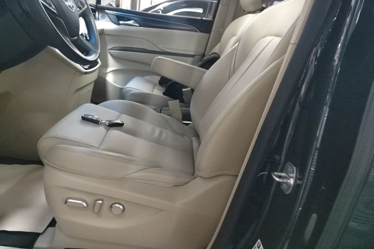 Used Buick GL8 2023 ES Lu Zun Deluxe Model Left Front Seat