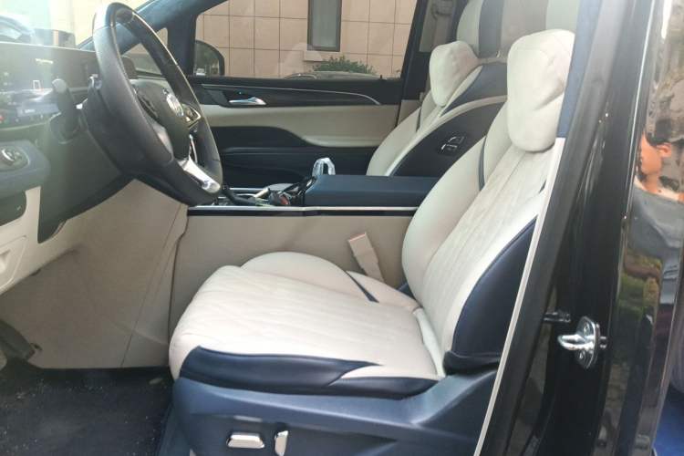 Used Buick GL8 2023 ES Lu Zun Comfort Model Left Front Seat