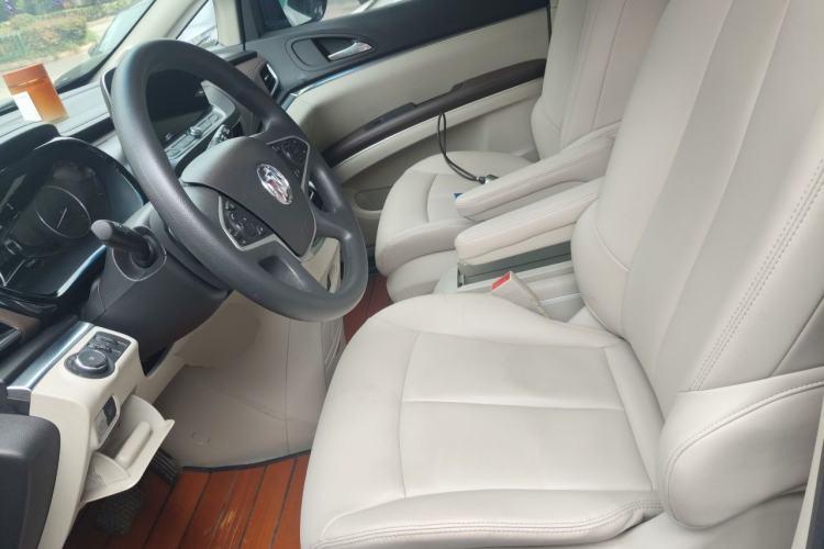Used Buick GL8 2023 Land Executive Class Smart Enjoyment Model Left Front Seat