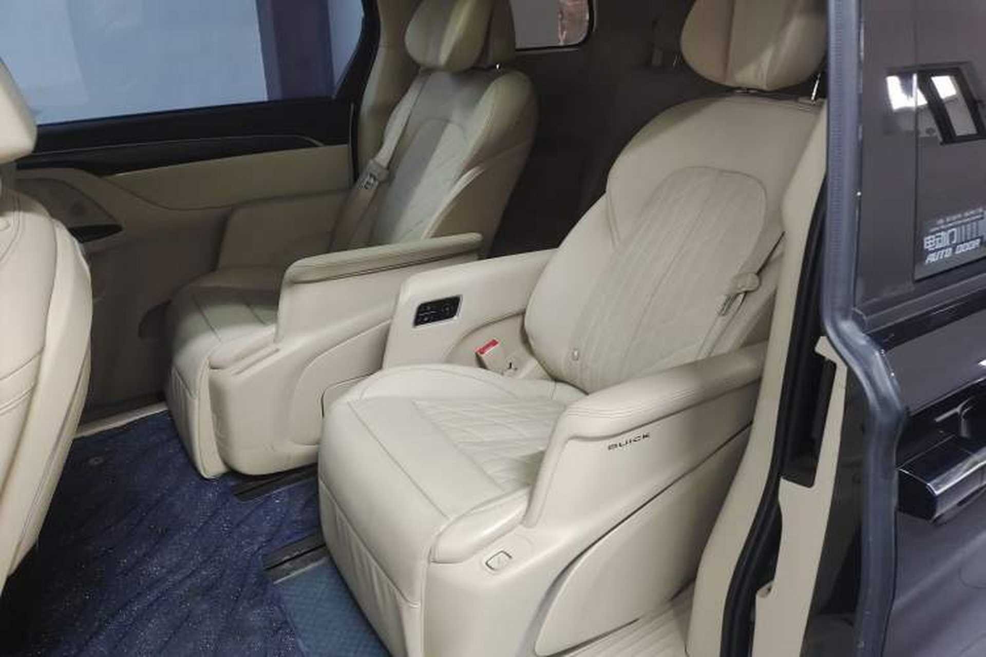 Used Buick GL8 2023 ES Lu Zun Flagship Model Left Rear Seat