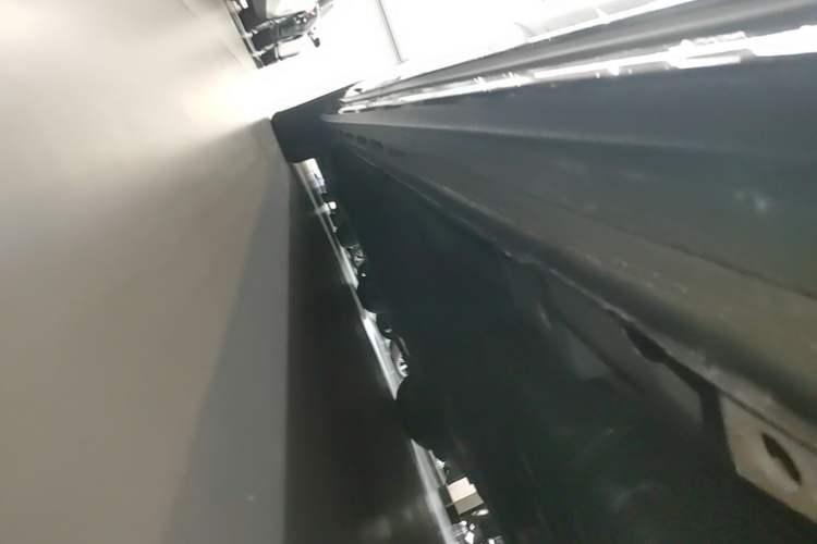Used Buick GL8 2023 ES Lu Zun Luxury Model Left Side Sill