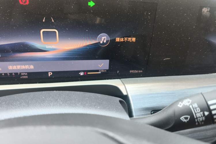 Used Buick GL8 2023 ES Lu Zun Deluxe Model Odometer Close Up