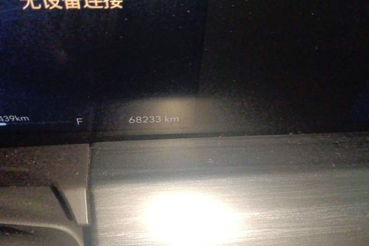 Used Buick GL8 2023 ES Lu Zun Deluxe Model Odometer Close Up