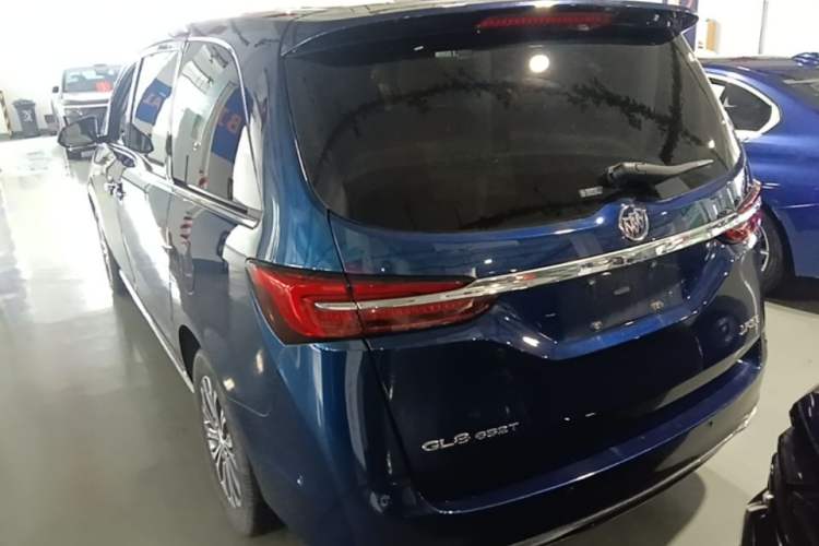 Used Buick GL8 2023 Land Business Class Smart Deluxe Model Rear Left 45 Deg