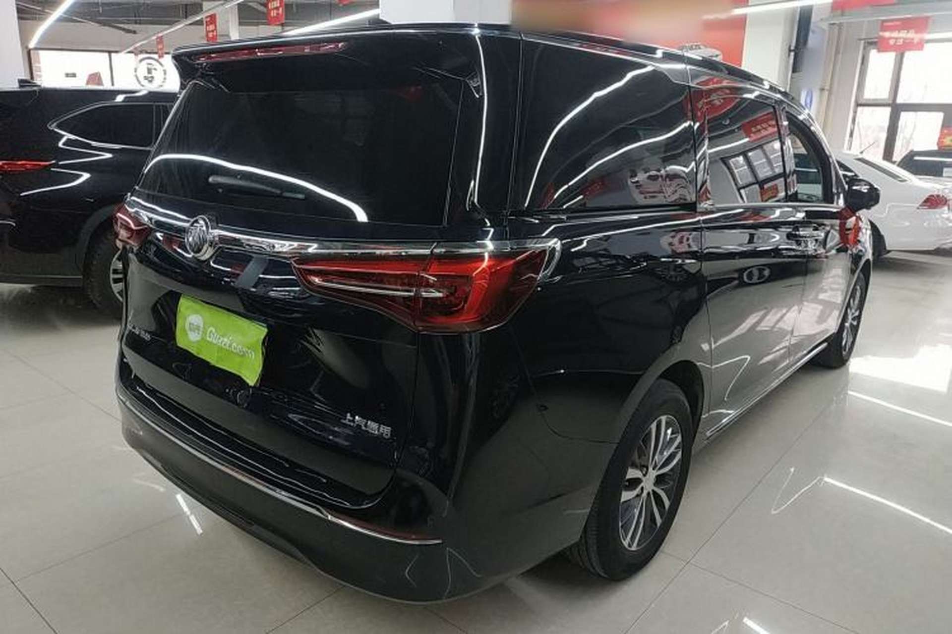 Used Buick GL8 2023 ES Lu Zun Comfort Model Rear Right 45 Deg