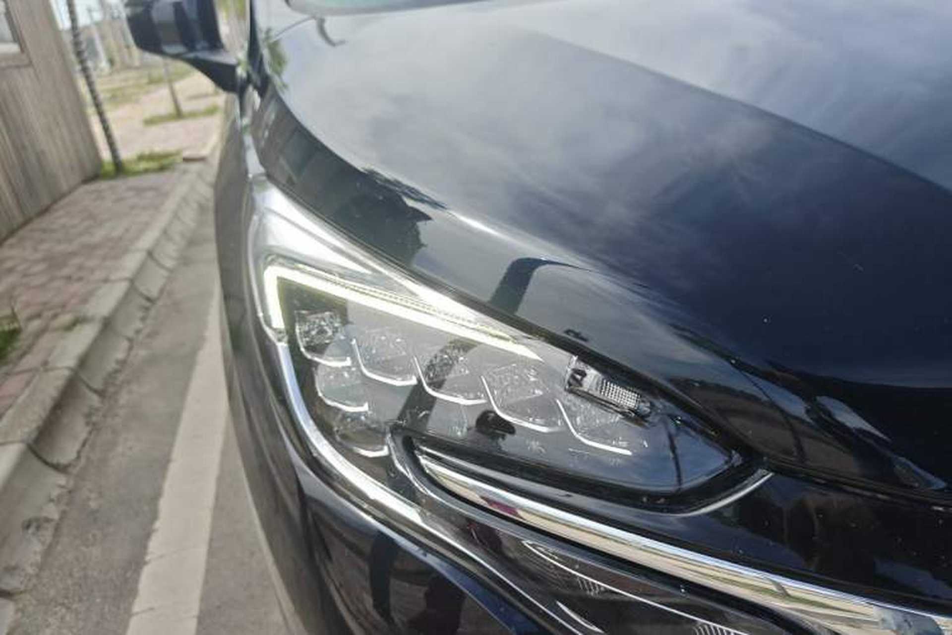 Used Buick GL8 2023 ES Lu Zun Comfort Model Right Front Headlight