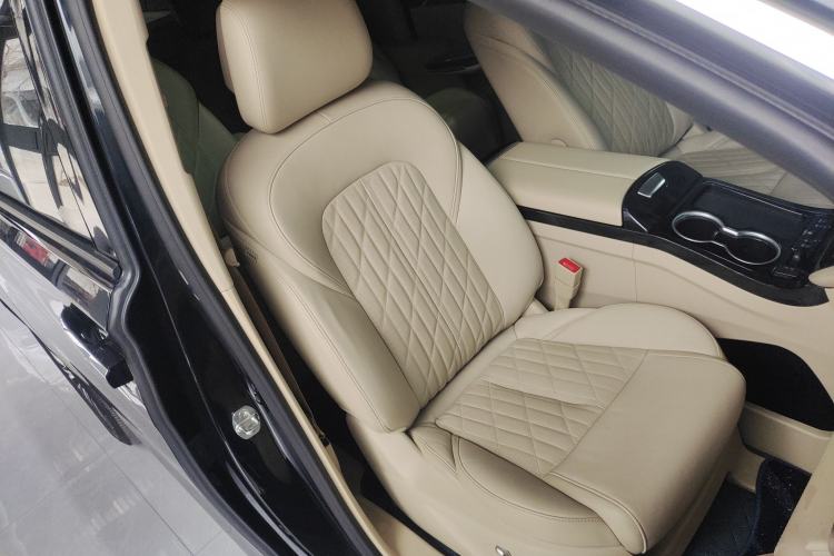 Used Buick GL8 2023 ES Lu Zun Flagship Model Right Front Seat