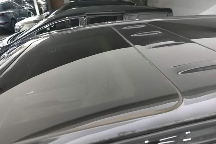 Used Buick GL8 2023 ES Lu Zun Luxury Model Roof