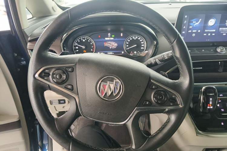 Used Buick GL8 2023 Land Executive Class 652T Luxury Model Steering Wheel