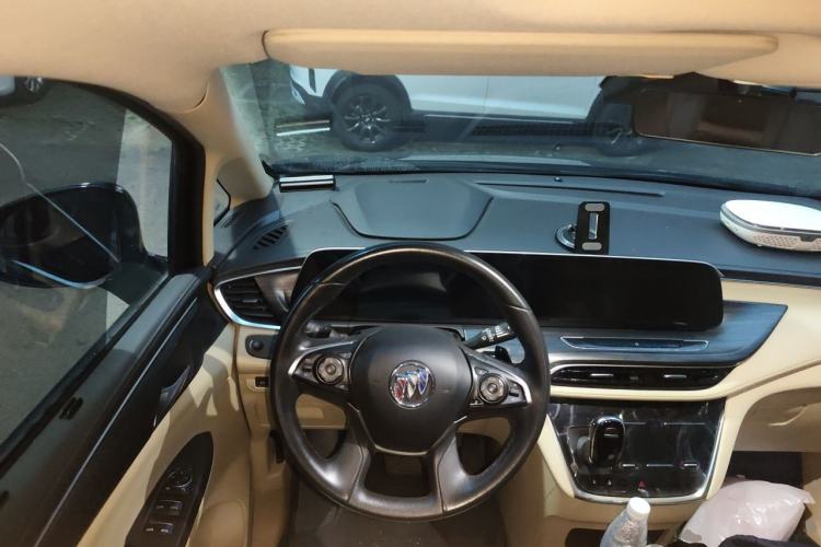 Used Buick GL8 2023 ES Lu Zun Deluxe Model Steering Wheel