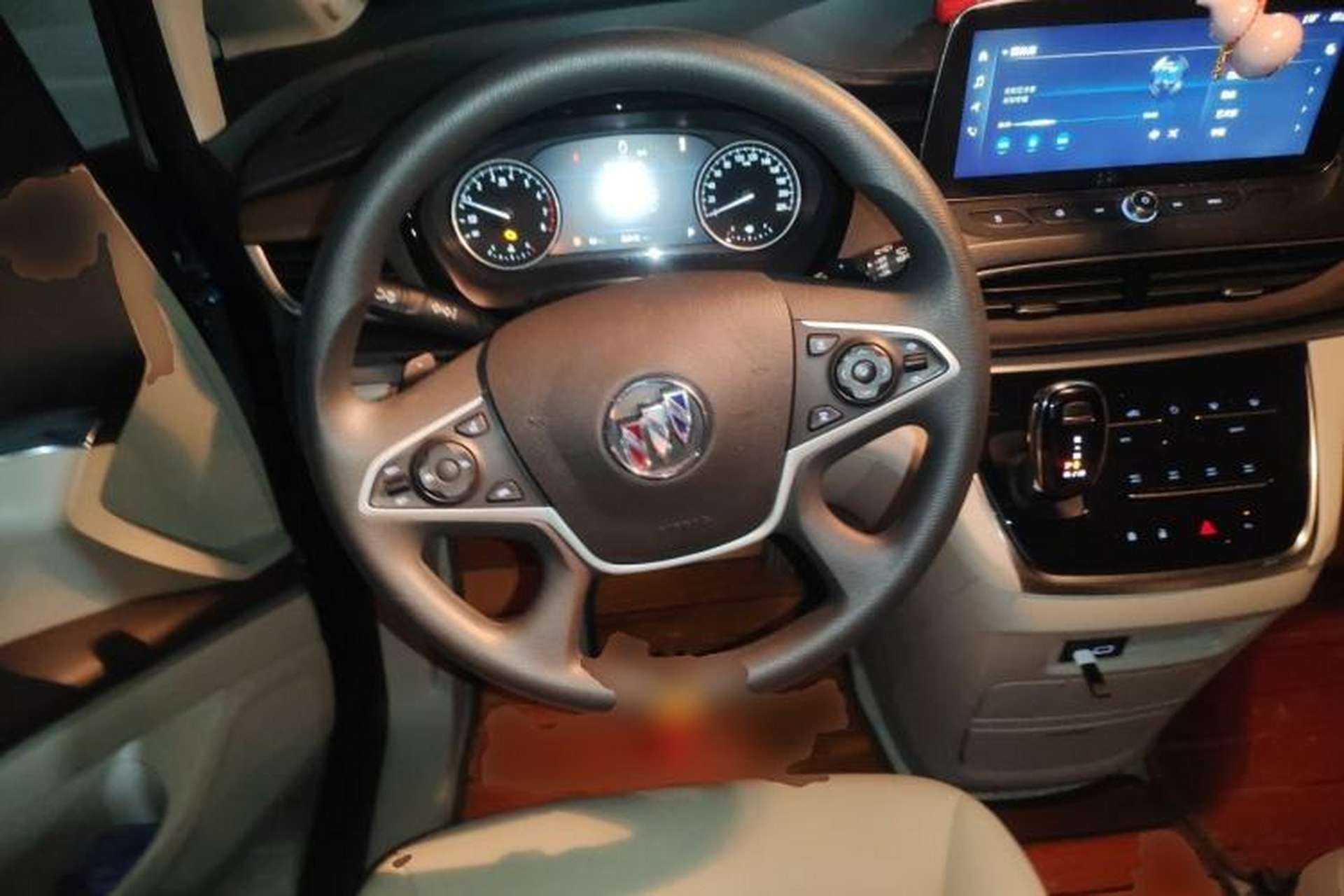 Used Buick GL8 2023 Land Executive Class Smart Enjoyment Model Steering Wheel