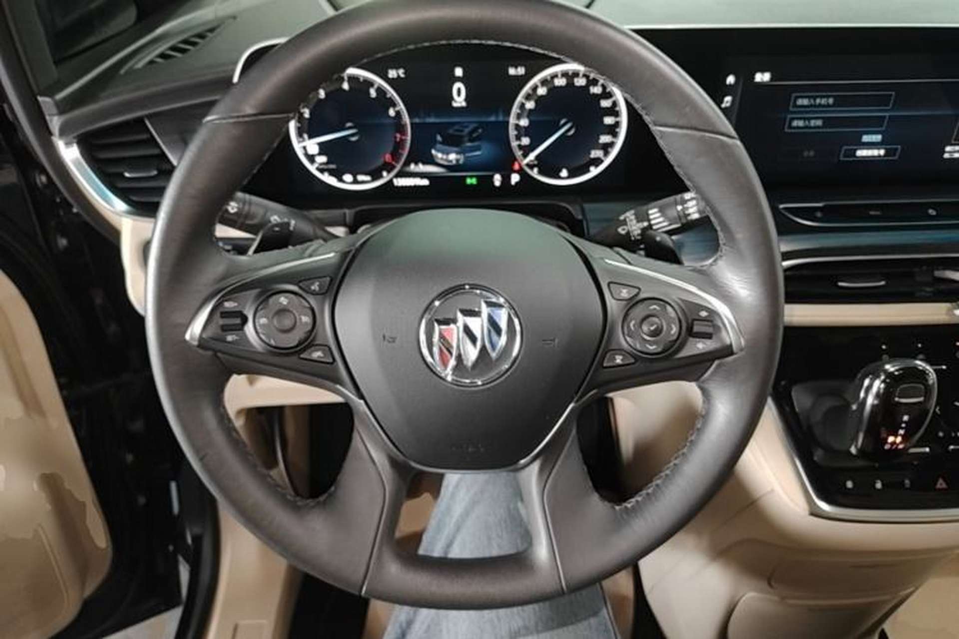 Used Buick GL8 2023 ES Lu Zun Luxury Model Steering Wheel