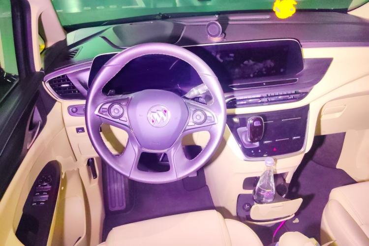 Used Buick GL8 2023 ES Lu Zun Deluxe Model Steering Wheel
