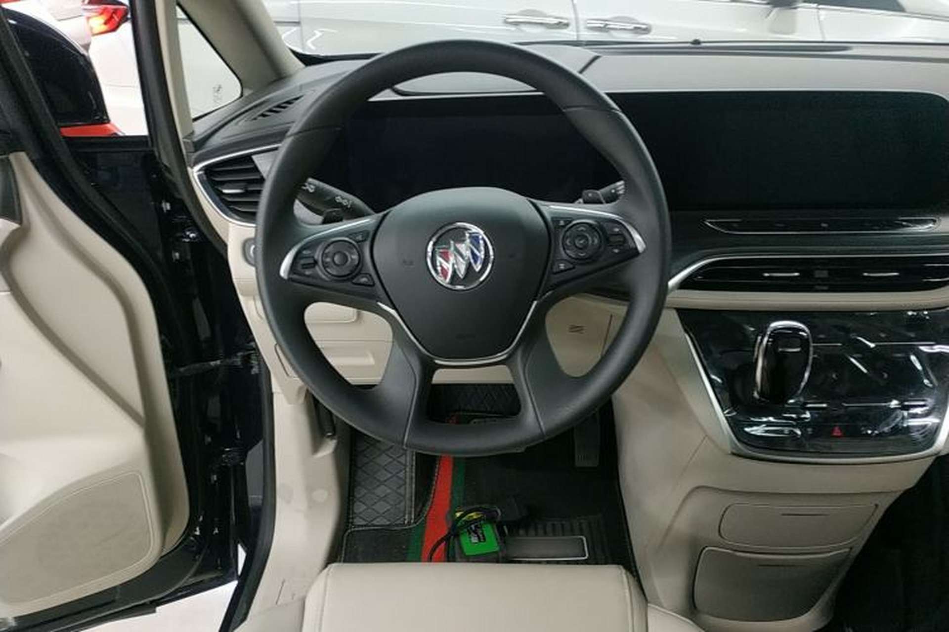 Used Buick GL8 2023 ES Lu Zun Comfort Model Steering Wheel