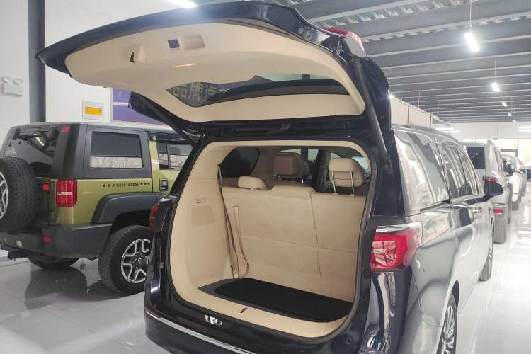 Used Buick GL8 2023 ES Lu Zun Flagship Model Trunk