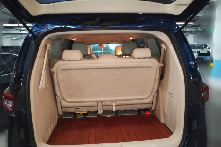 Used Buick GL8 2023 Land Executive Class Smart Enjoyment Model Trunk