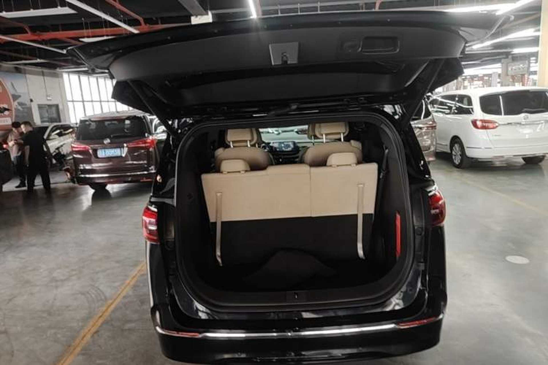 Used Buick GL8 2023 ES Lu Zun Luxury Model Trunk