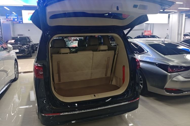 Used Buick GL8 2023 ES Lu Zun Deluxe Model Trunk