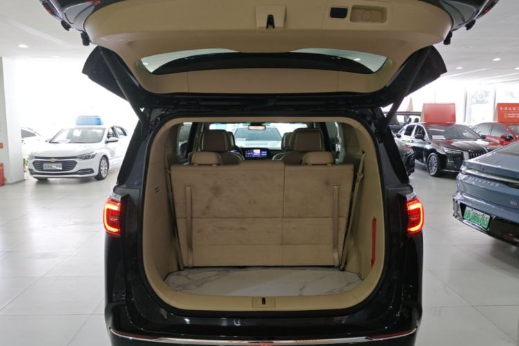 Used Buick GL8 2023 ES Lu Zun Luxury Model Trunk