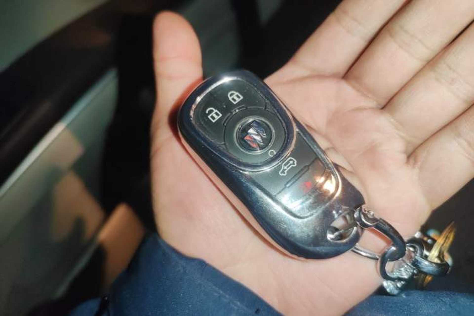 Used Buick GL8 2023 Land Executive Class Smart Enjoyment Model Vehicle Key