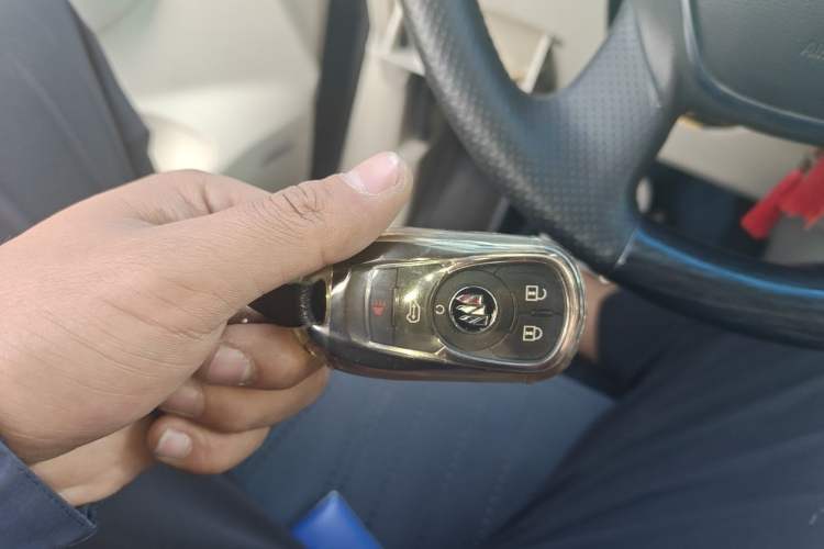 Used Buick GL8 2023 ES Lu Zun Comfort Model Vehicle Key
