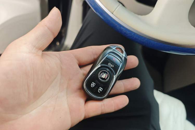 Used Buick GL8 2023 ES Lu Zun Comfort Model Vehicle Key