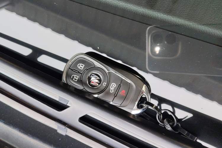 Used Buick GL8 2023 ES Lu Zun Comfort Model Vehicle Key