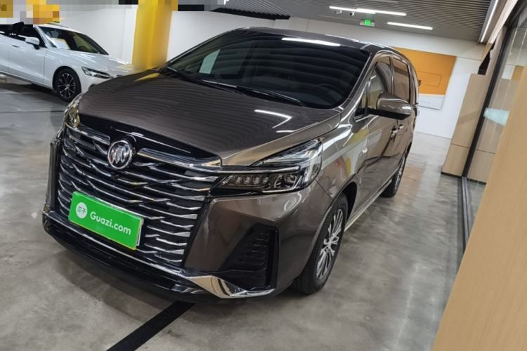 Buick GL8 2023 Facelifted Land Cruiser Executive Luxury Version