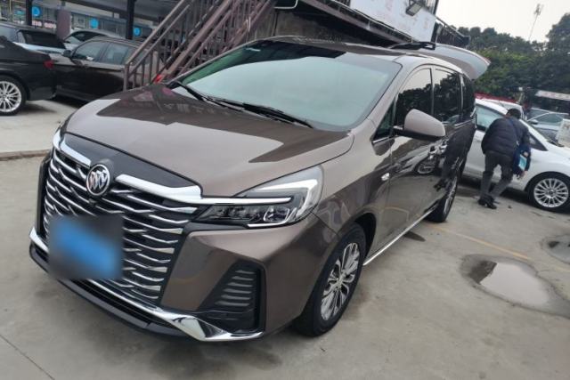 Used Buick GL8 2023 Land Executive Class Deluxe Model