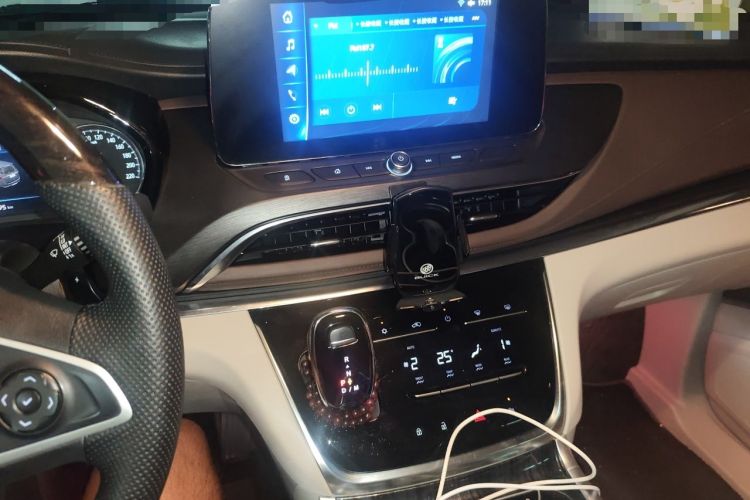 Used Buick GL8 2023 Land Executive Class Comfort Model Audio And AC Panel