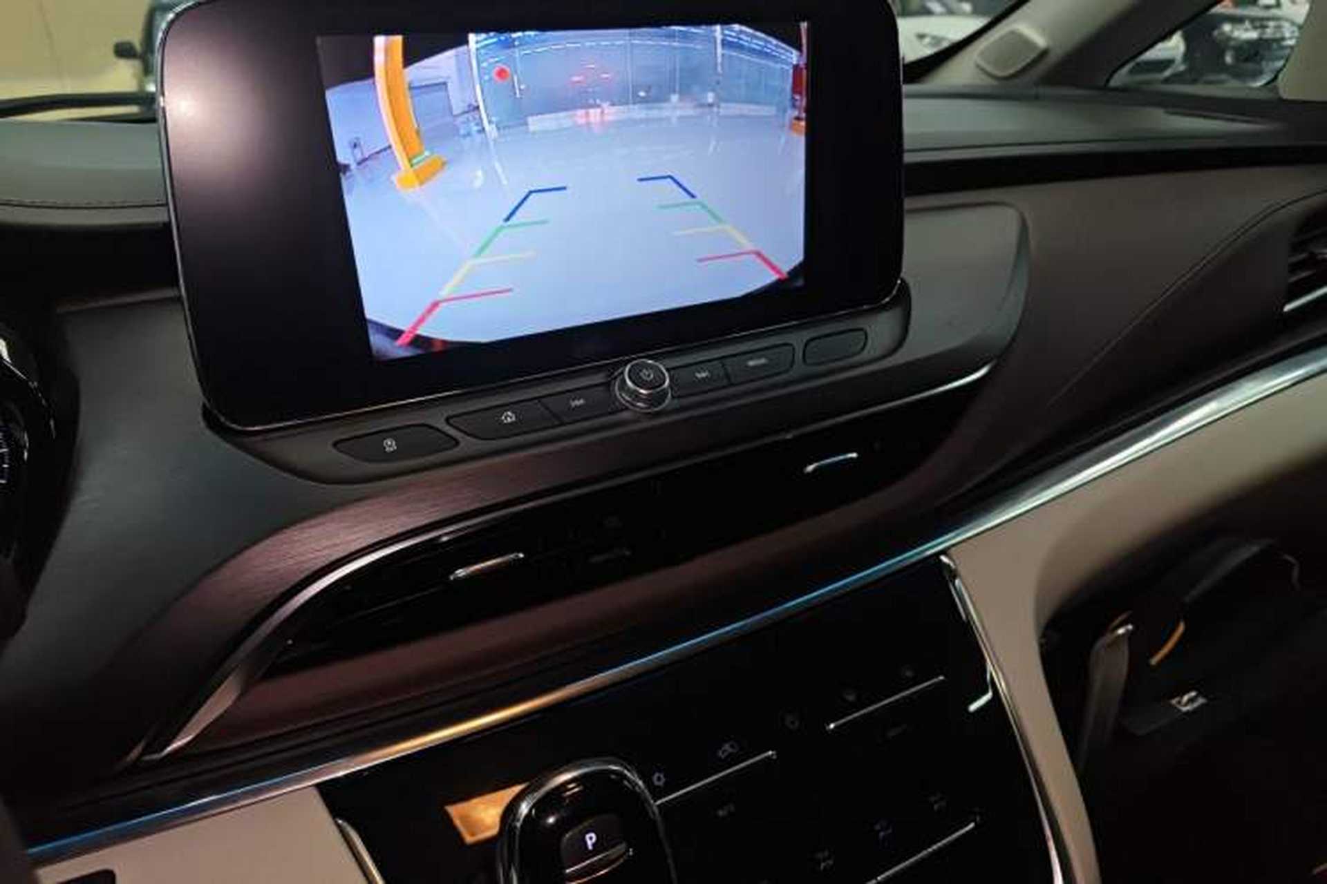 Used Buick GL8 2023 Land Executive Class Comfort Model Audio And AC Panel
