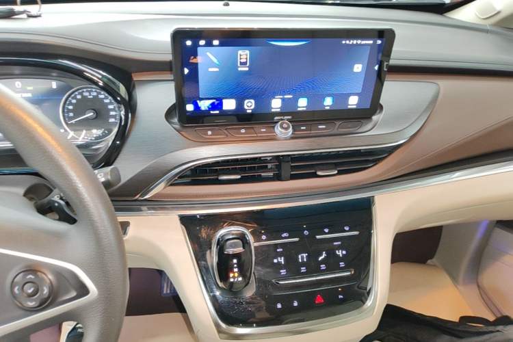 Used Buick GL8 2023 Land Executive Class Comfort Model Audio And AC Panel