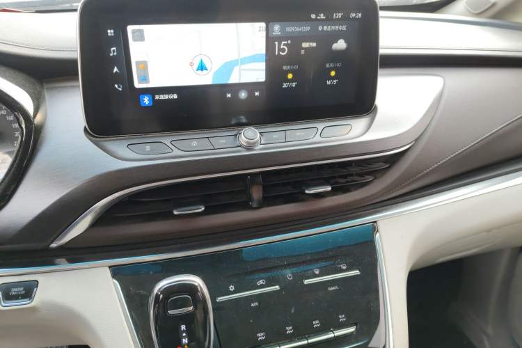 Used Buick GL8 2023 Land Executive Class Smart Enjoyment Model Audio And AC Panel