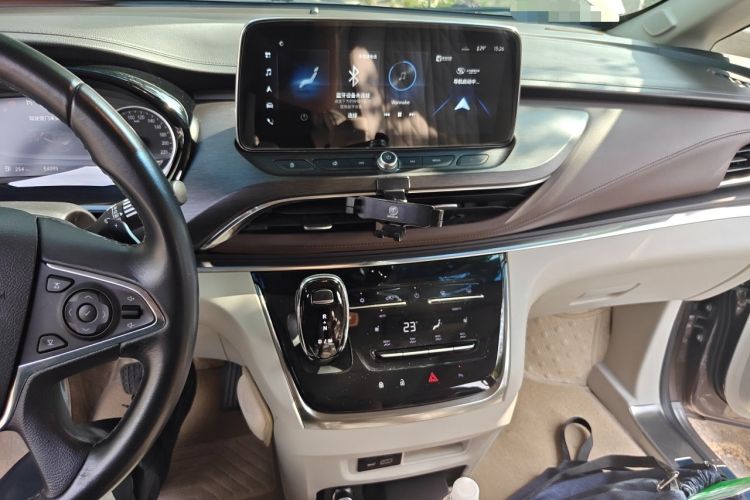 Used Buick GL8 2023 Land Executive Class 652T Luxury Model Audio And AC Panel