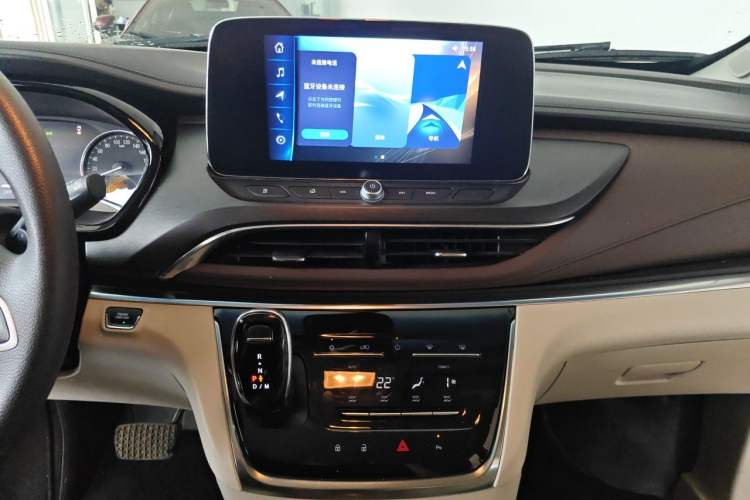 Used Buick GL8 2023 Land Executive Class Comfort Model Audio And AC Panel