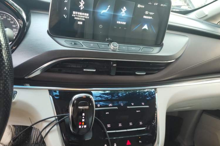 Used Buick GL8 2023 Land Executive Class Smart Enjoyment Model Audio And AC Panel