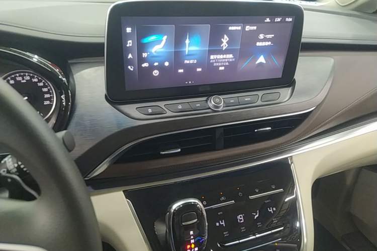Used Buick GL8 2023 Land Executive Class Smart Enjoyment Model Audio And AC Panel