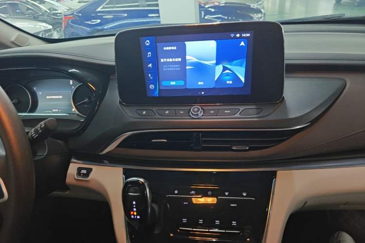 Used Buick GL8 2023 Land Executive Class Comfort Model Audio And AC Panel