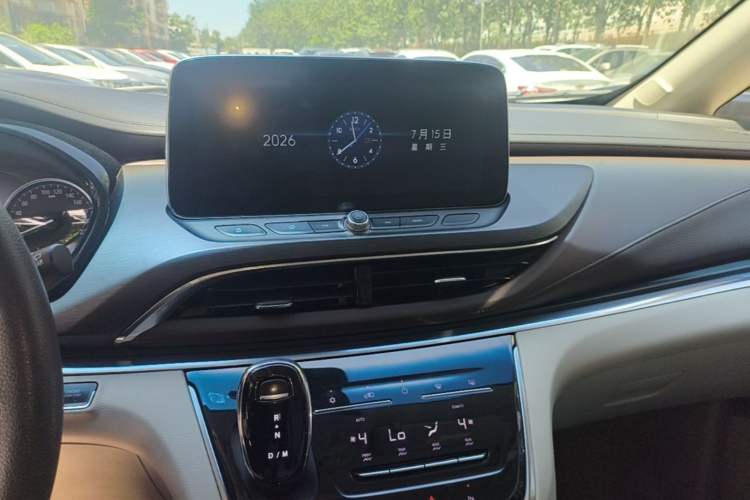 Used Buick GL8 2023 Land Executive Class Smart Enjoyment Model Audio And AC Panel