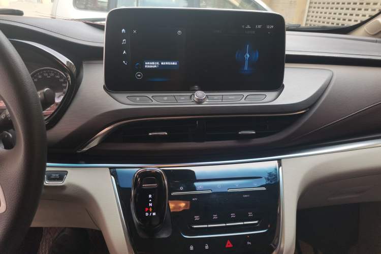 Used Buick GL8 2023 Land Executive Class Smart Enjoyment Model Audio And AC Panel