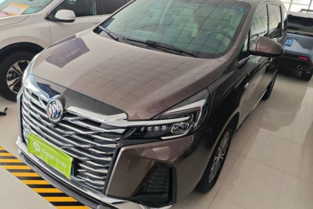 Used Buick GL8 2023 Facelifted Land Cruiser Executive Luxury Version