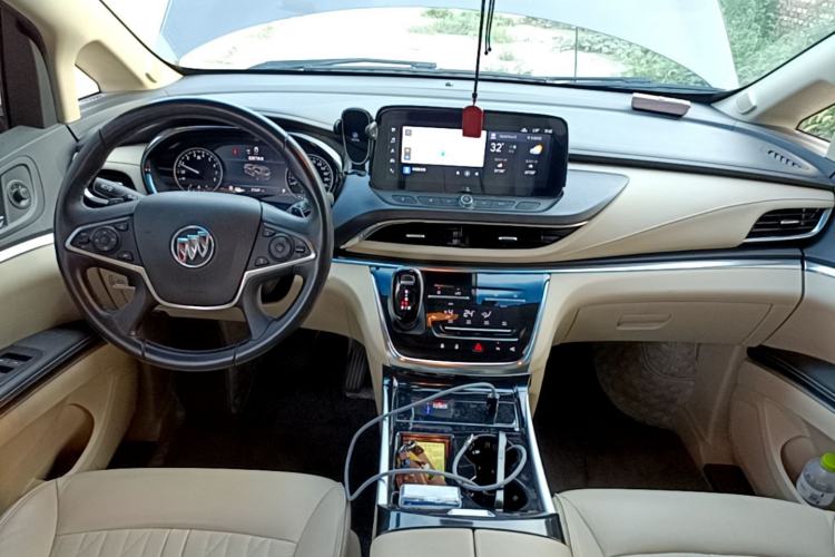 Used Buick GL8 2023 Land Business Class Smart Deluxe Model Center Console